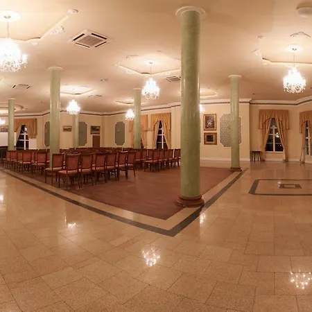 Garden 3* Boleslawiec (Lower Silesia)