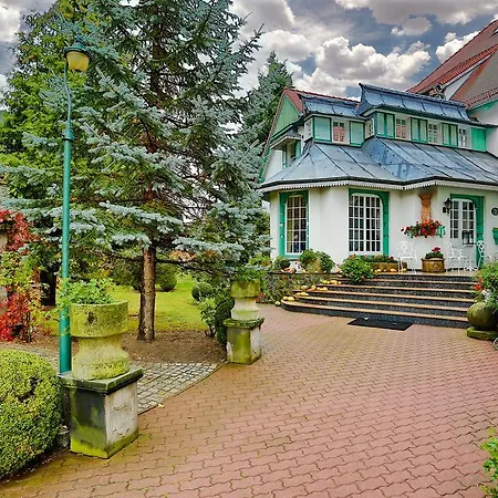 Hotel Garden Boleslawiec (Lower Silesia)