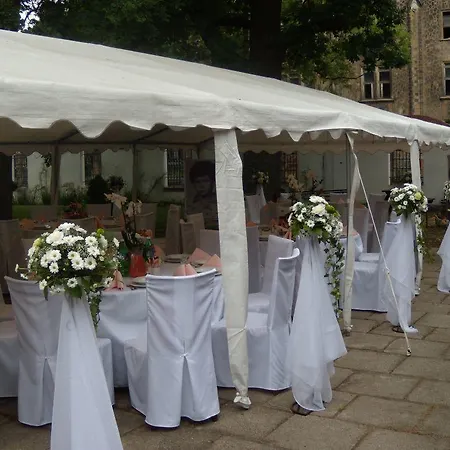 Garden Hotel 3*