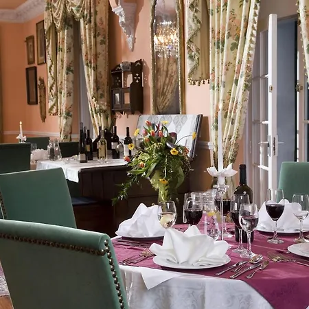 Garden Hotel 3*