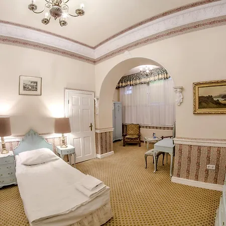 Garden 3* Boleslawiec (Lower Silesia)