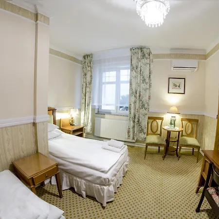 Garden Hotel Boleslawiec (Lower Silesia)