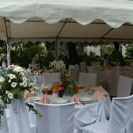 Garden 3*