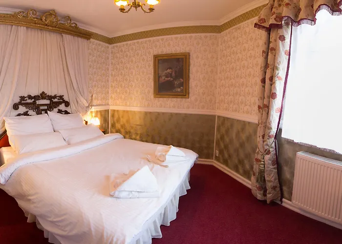 Hotel Garden Boleslawiec (Lower Silesia)