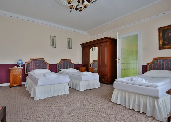 Hotel Garden Boleslawiec (Lower Silesia)