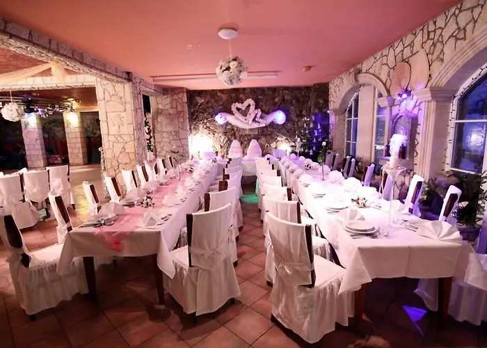 Garden 3* Boleslawiec (Lower Silesia)