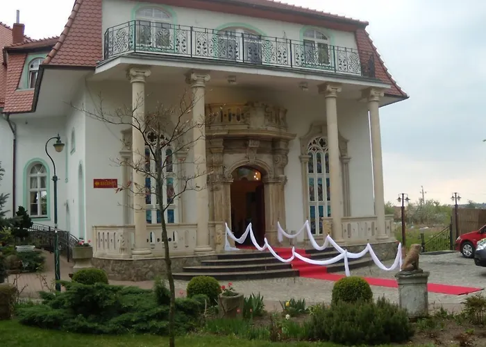 Garden Hotel Boleslawiec (Lower Silesia)