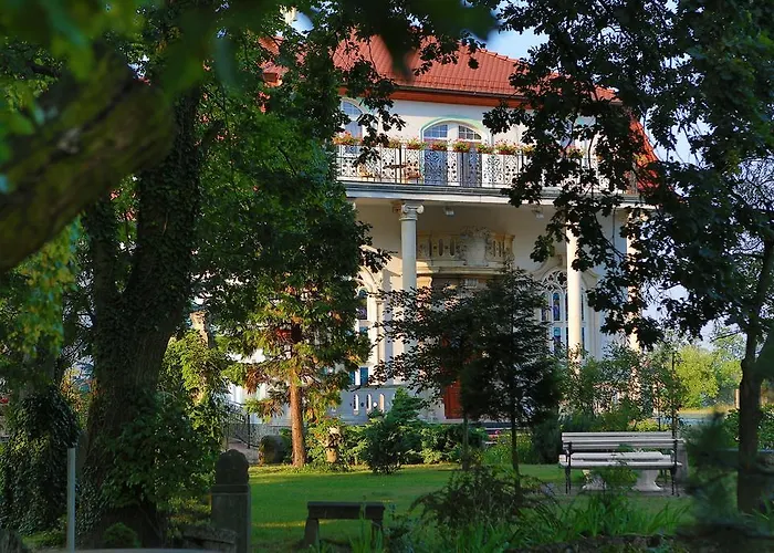 Hotel Garden Boleslawiec (Lower Silesia)